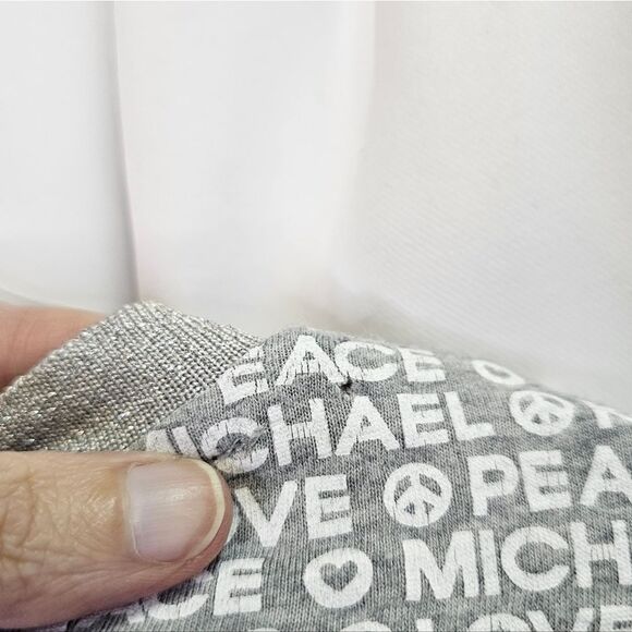 MICHAEL Michael Kors Gray Peace and Love Logo Tee Size 2X - Picture 8 of 8